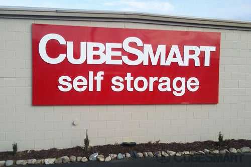 North Carolina Charlotte CubeSmart Self Storage photo 3