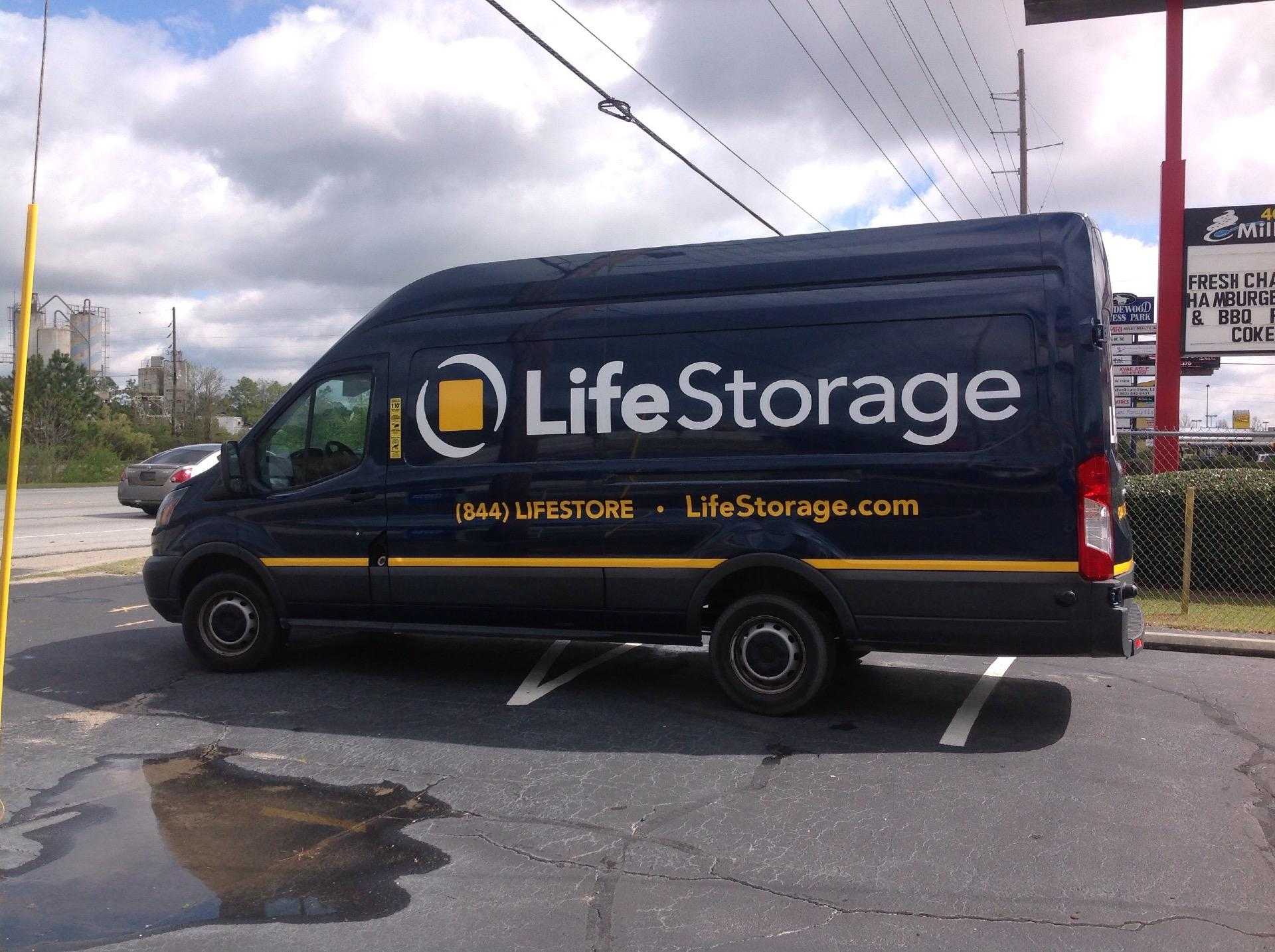 South Carolina West Columbia Life Storage photo 7