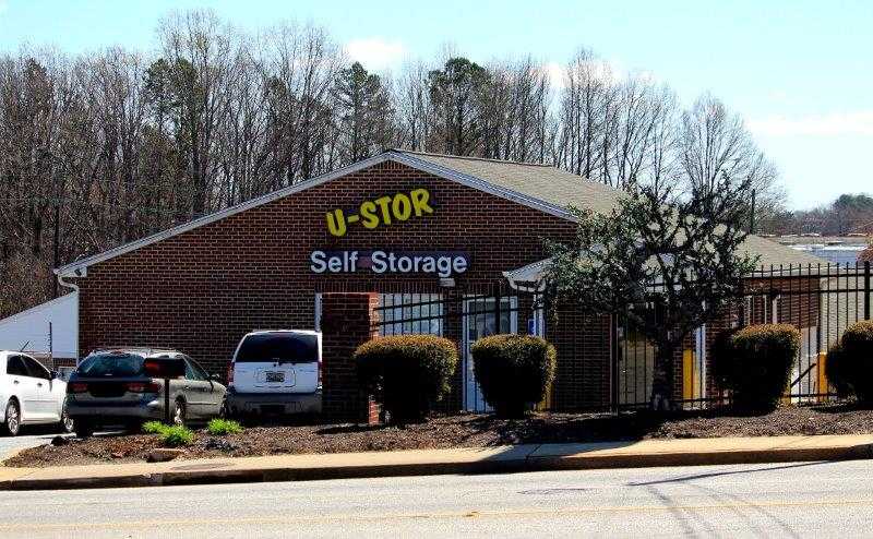 South Carolina Greenville U-Stor Self Storage photo 3