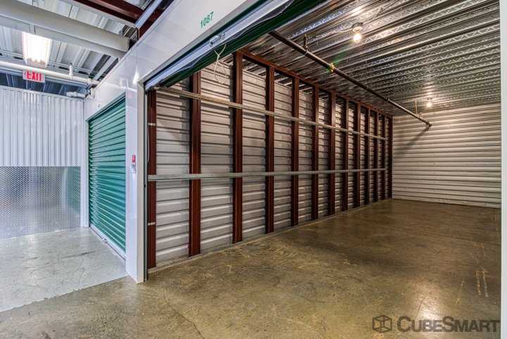 Maryland Capitol Heights CubeSmart Self Storage photo 7