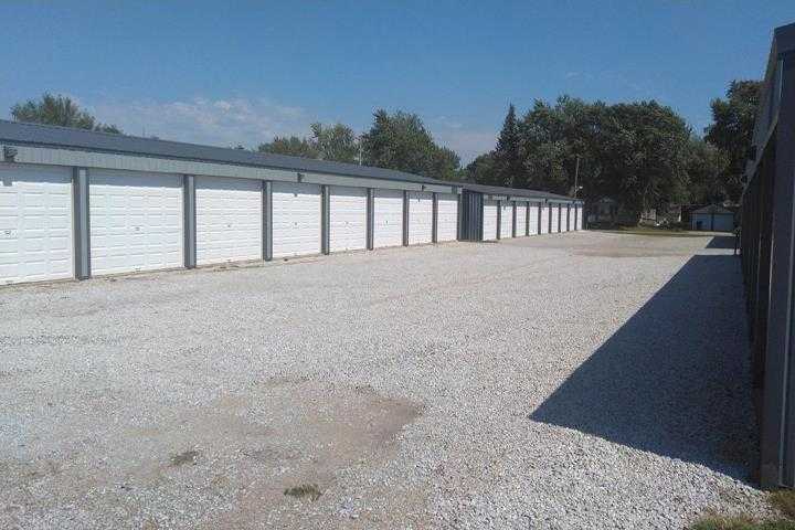 Nebraska Beatrice Cortland Storage photo 7