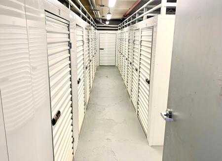 New Jersey Jersey City Local Locker Storage photo 5