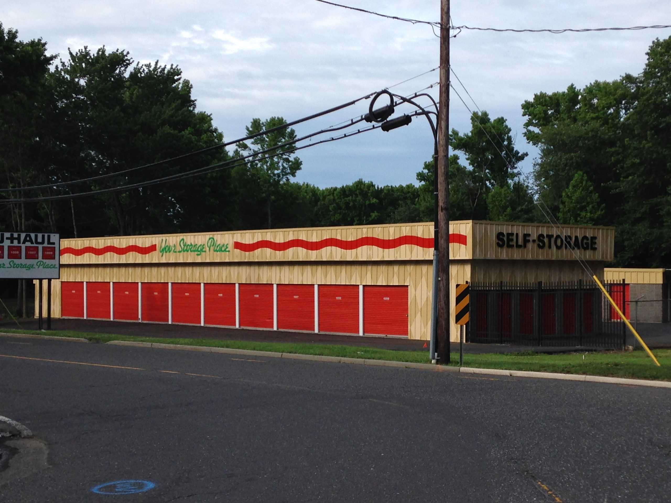 New Jersey Trenton U-Haul Moving & Storage of Burlington photo 7