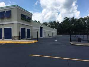 North Carolina Hendersonville Midgard Self Storage photo 7