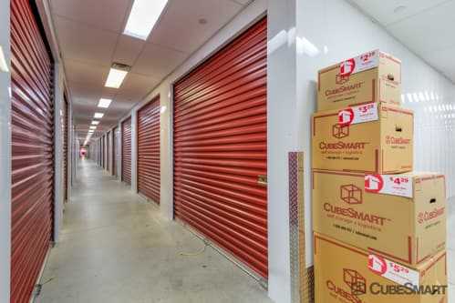 New Jersey Edison CubeSmart Self Storage photo 3