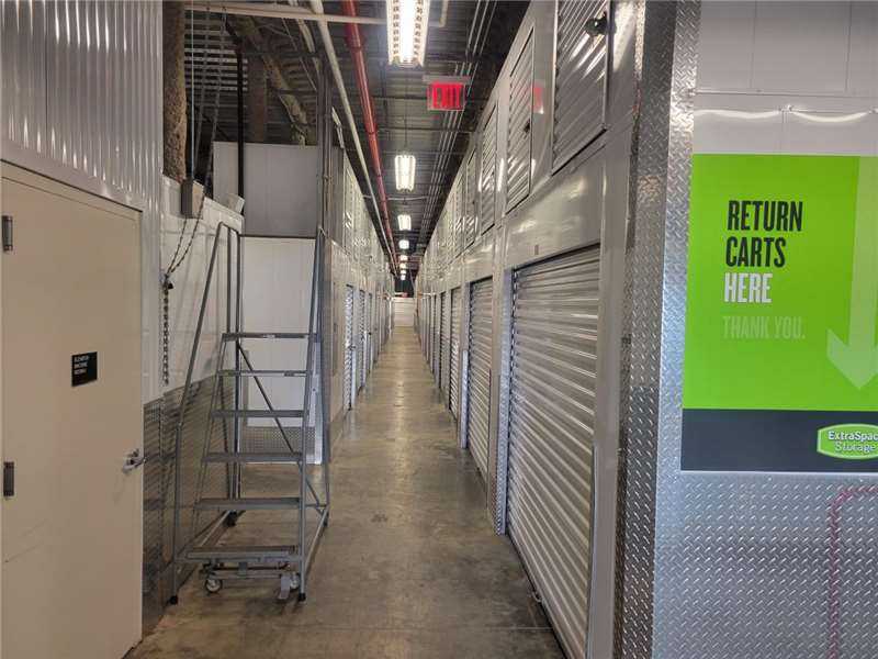 New Jersey Edison Extra Space Storage photo 3