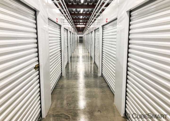 Tennessee Murfreesboro CubeSmart Self Storage photo 3