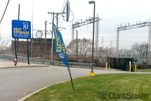 New Jersey Jersey City CubeSmart Self Storage photo 3