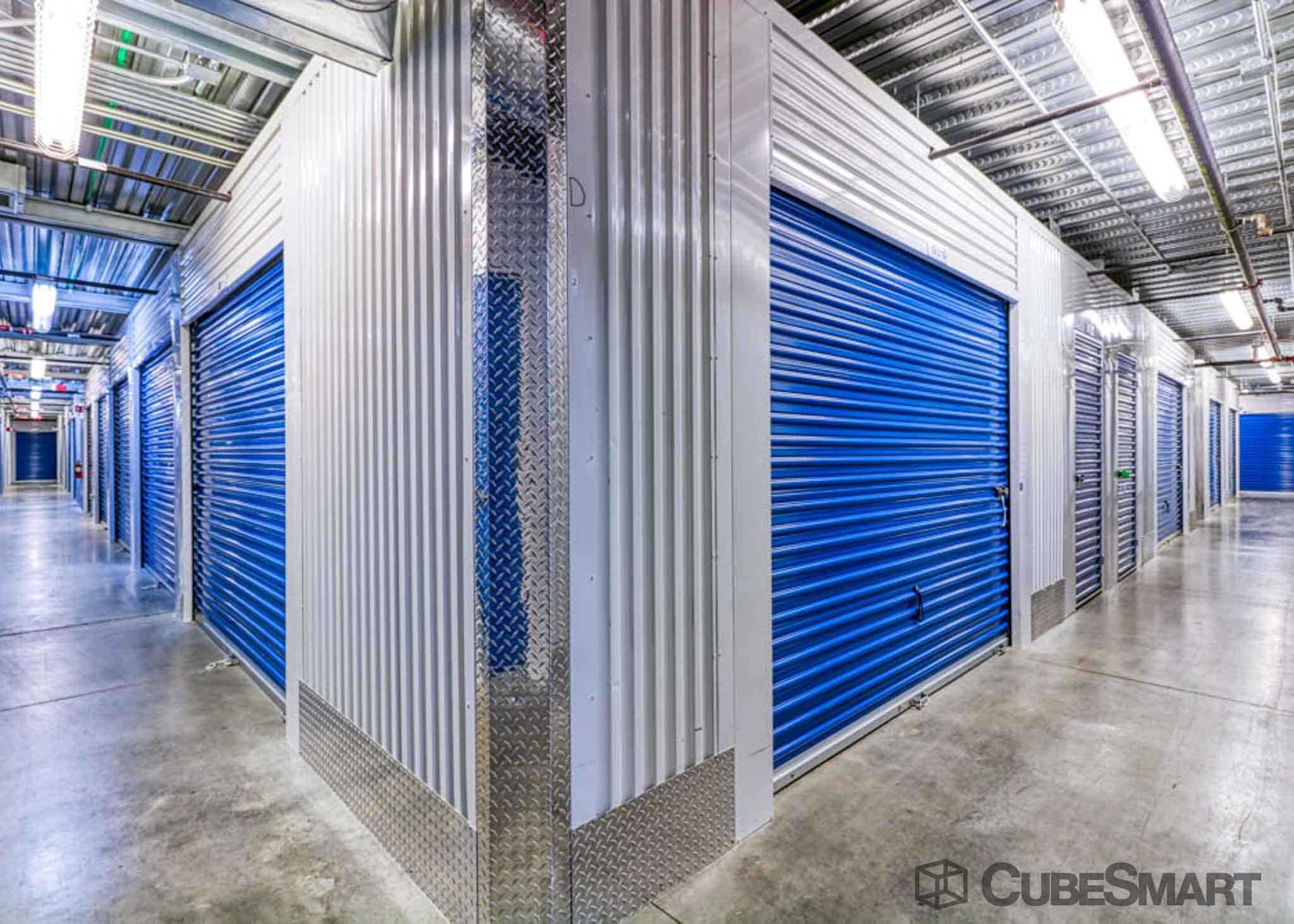 Ohio Cleveland CubeSmart Self Storage photo 5