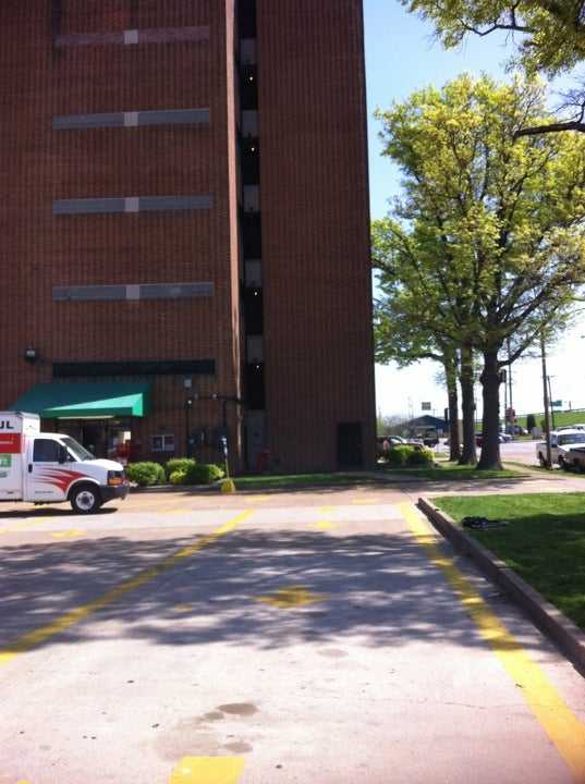 Missouri Saint Louis U-Haul Moving & Storage at Kingshighway photo 3