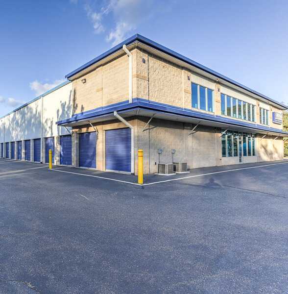 New York Long Island iStorage Self Storage photo 5