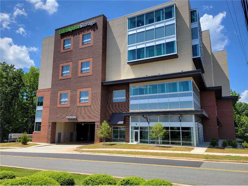 North Carolina Charlotte Extra Space Storage photo 3