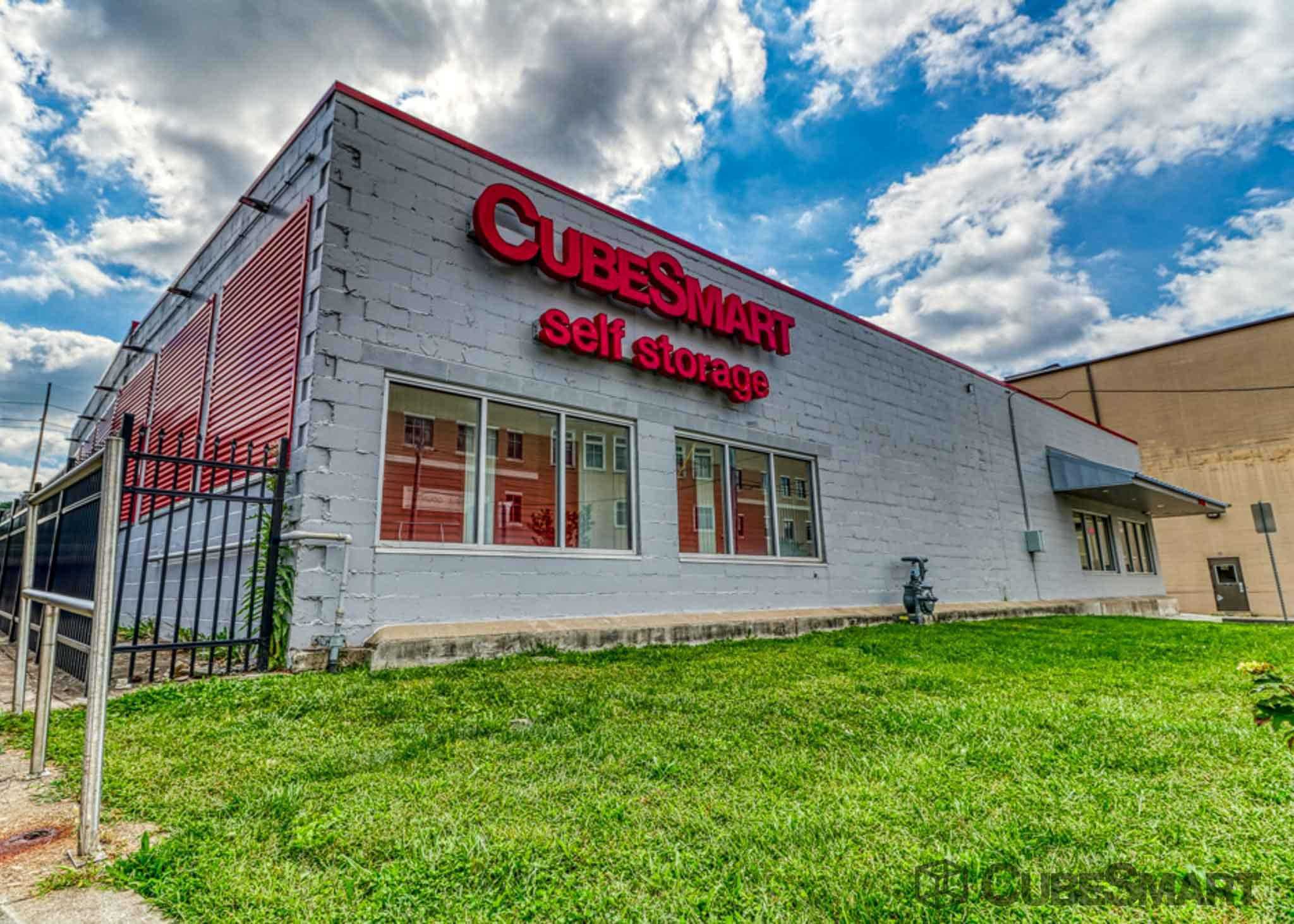 Ohio Cincinnati CubeSmart Self Storage photo 5