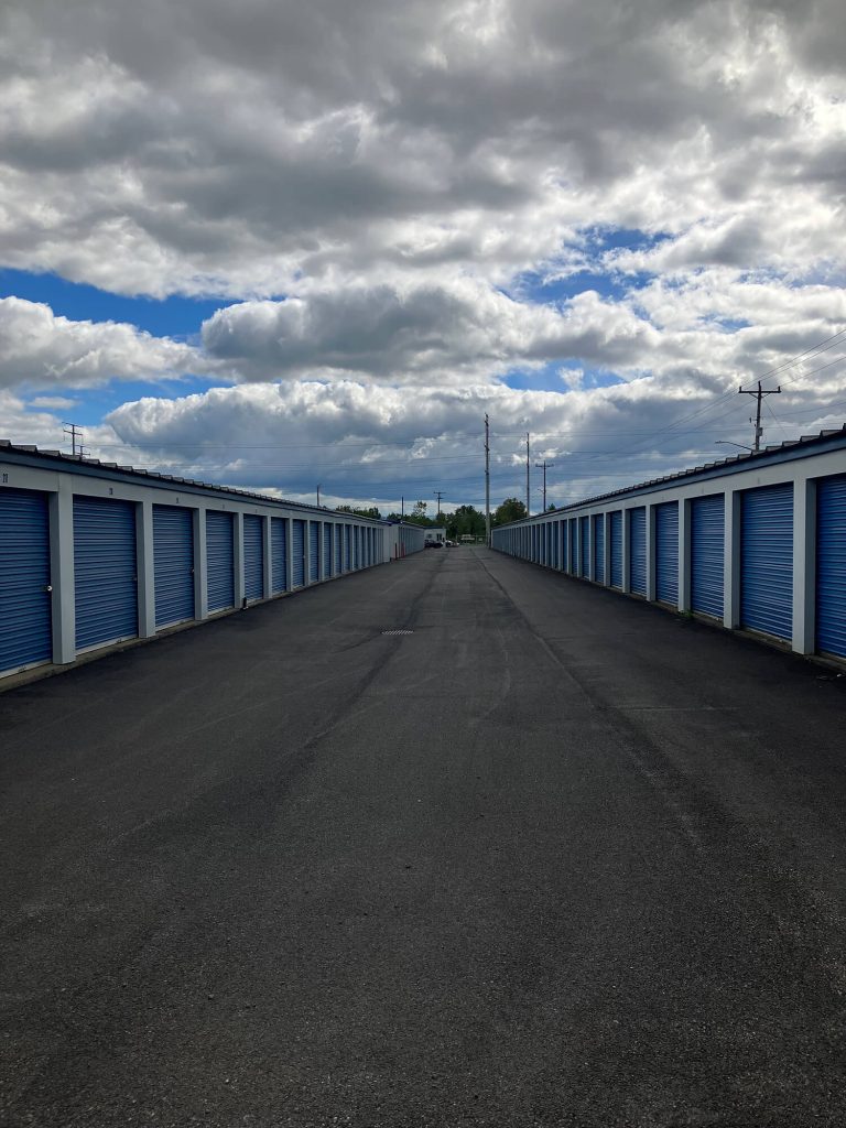 New York Utica Big Blue Self Storage - Frankfort photo 3