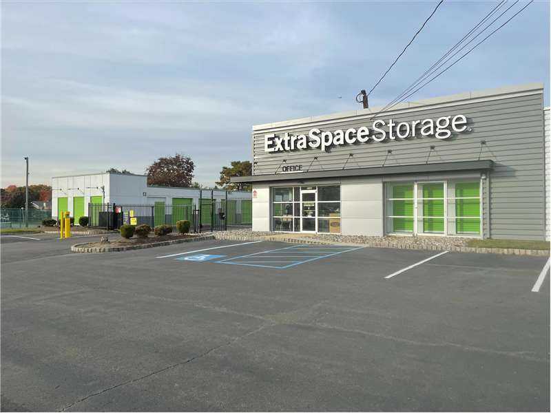 New Jersey Edison Extra Space Storage photo 3