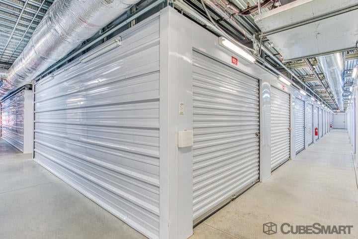 North Carolina Wilmington CubeSmart Self Storage photo 7