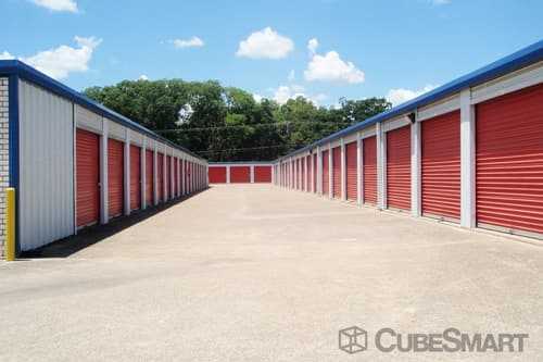 Texas Mesquite CubeSmart Self Storage photo 5