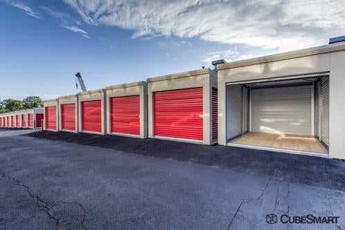 New Jersey Paterson CubeSmart Self Storage photo 3