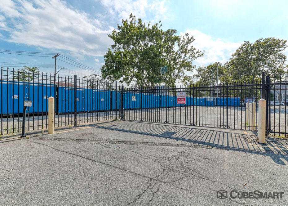 New Jersey Jersey City CubeSmart Self Storage photo 3