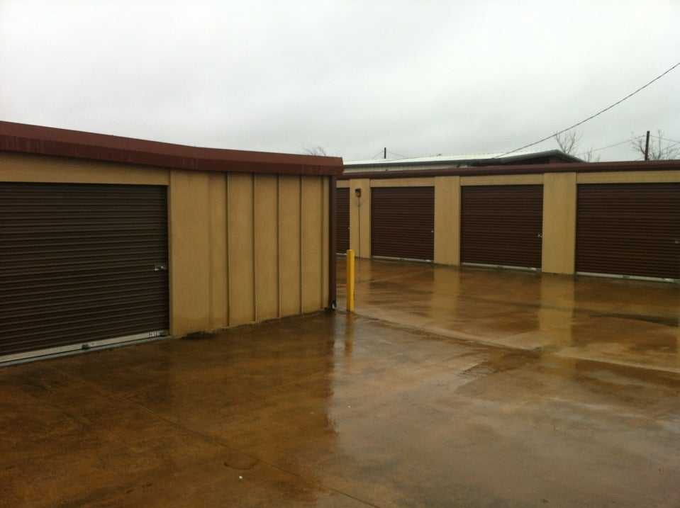 Texas Fort Worth Armor Self Storage photo 3