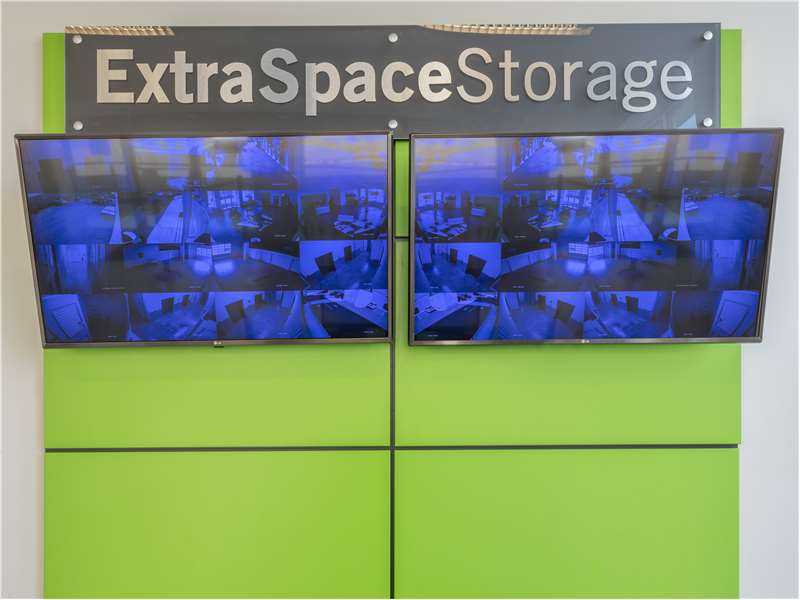 New Jersey Jersey City Extra Space Storage photo 3