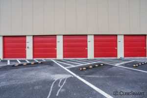 Maryland Capitol Heights CubeSmart Self Storage photo 5