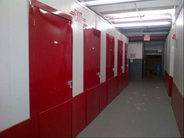 New Jersey Jersey City Moishe's Self Storage photo 5