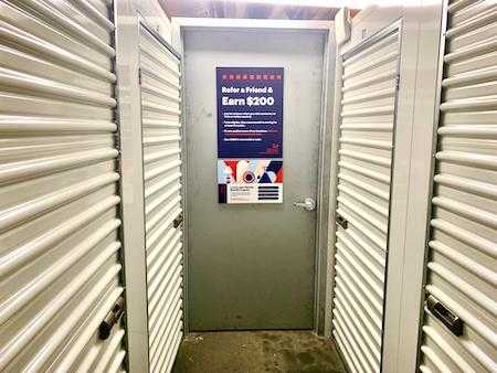 New Jersey Jersey City Local Locker Storage photo 3