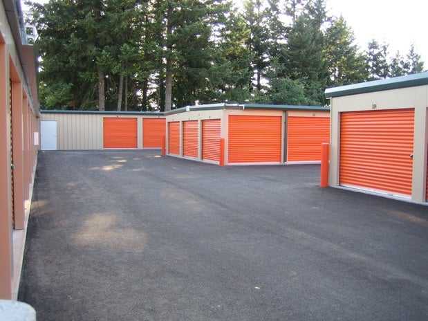 Oregon Eugene Fern Ridge Self Storage photo 3