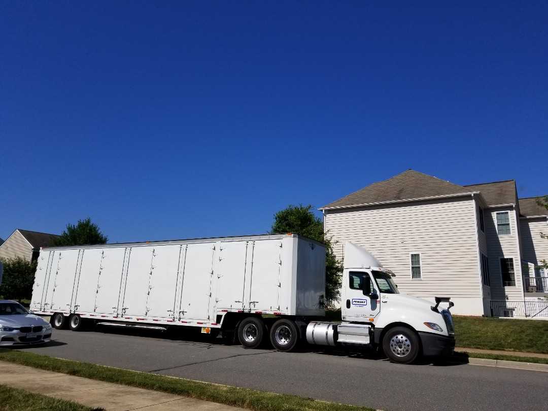 Virginia Leesburg Around Town Movers photo 7