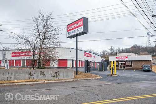 Tennessee Hendersonville CubeSmart Self Storage photo 5