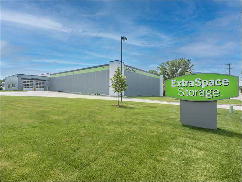 Minnesota Shakopee Extra Space Storage photo 3