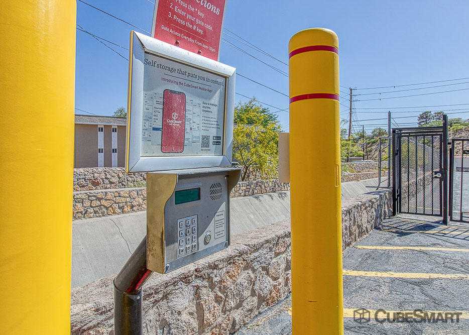 New Mexico Sunland Park CubeSmart Self Storage photo 3