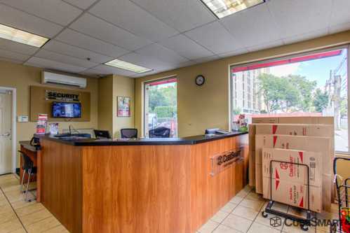 New Jersey Elizabeth CubeSmart Self Storage photo 7