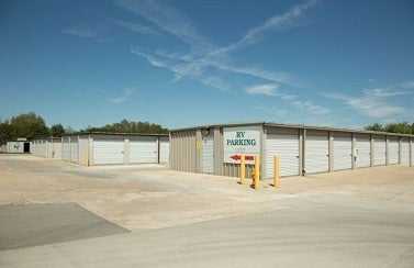 Missouri Blue Springs Central Self Storage photo 3