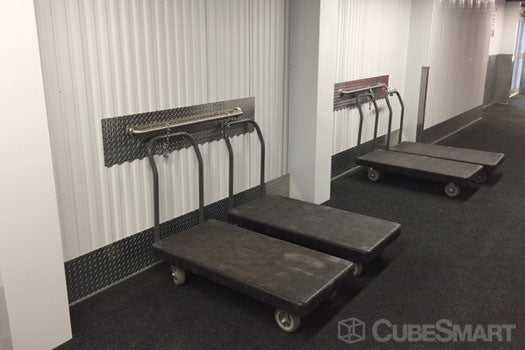 New Jersey Jersey City CubeSmart Self Storage photo 5