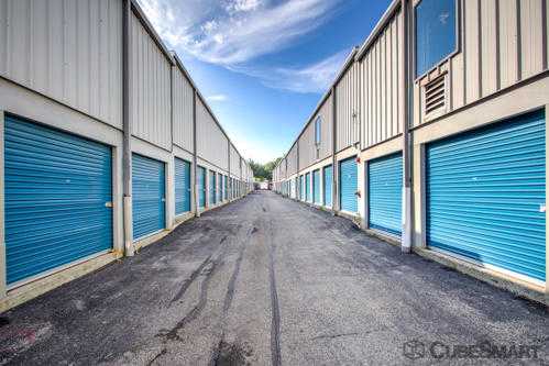 New York Huntington CubeSmart Self Storage photo 7