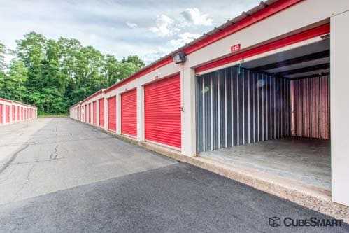 Connecticut Vernon CubeSmart Self Storage photo 3