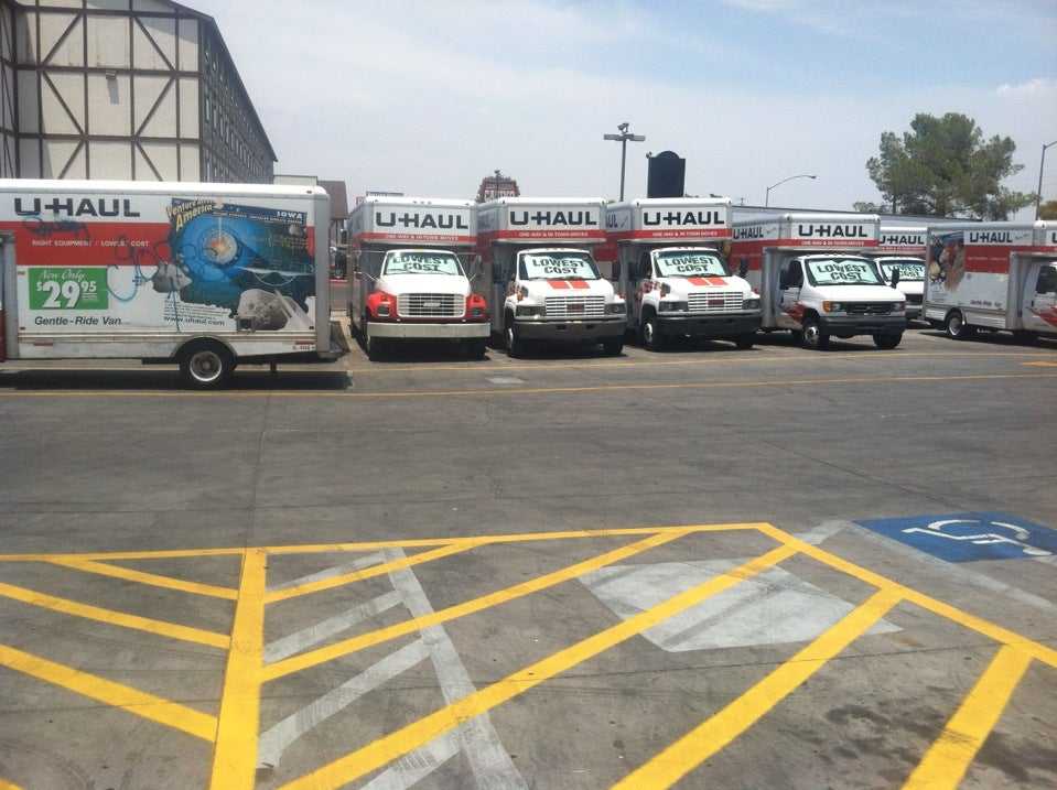 Nevada Henderson U-Haul Moving & Storage at Boulder Hwy photo 3