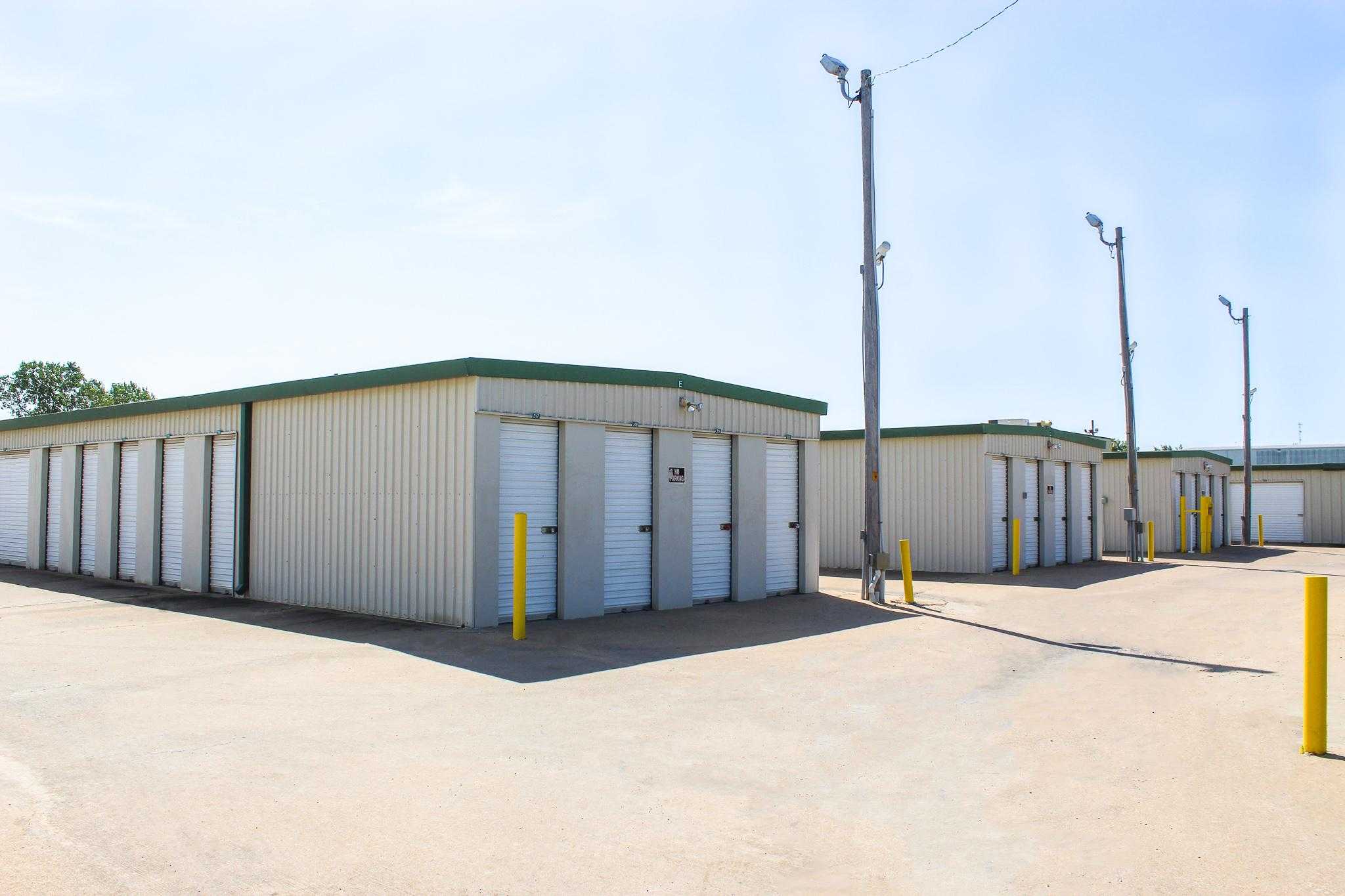 Oklahoma Sapulpa Easy Stop Storage photo 3