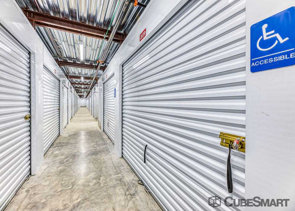 South Carolina Greenville CubeSmart Self Storage photo 3