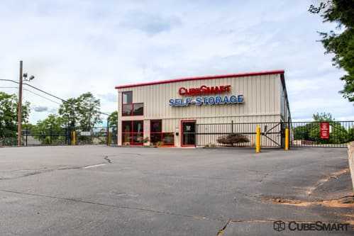 Connecticut Vernon CubeSmart Self Storage photo 3