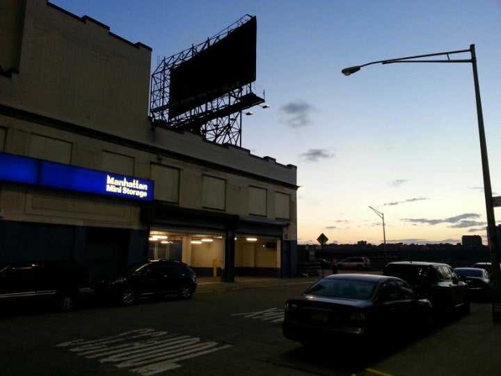 New Jersey Jersey City Manhattan Mini Storage photo 3