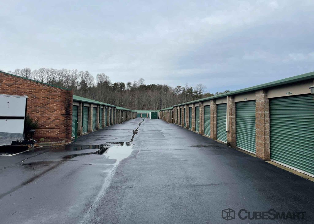 North Carolina High Point CubeSmart Self Storage photo 3