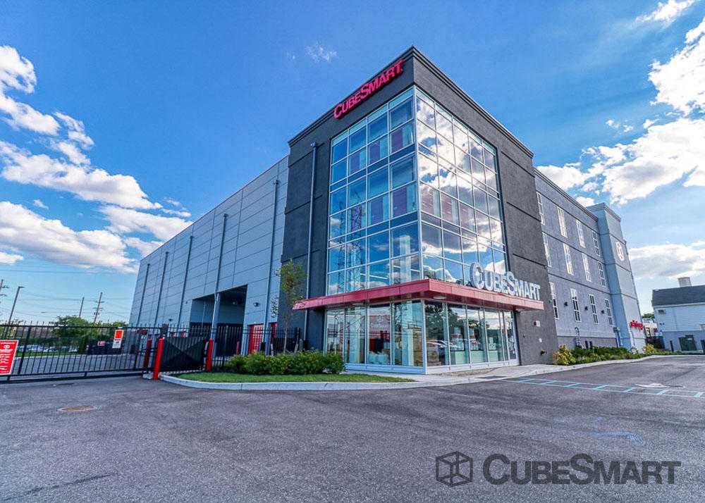 New Jersey Jersey City CubeSmart Self Storage photo 5