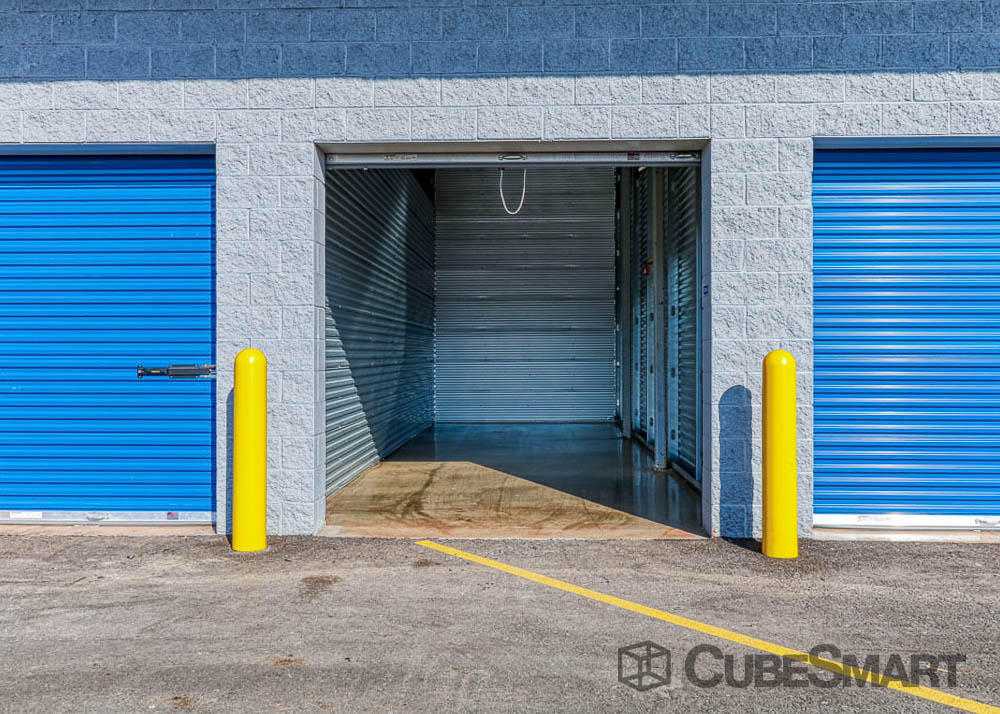 New Jersey Newark CubeSmart Self Storage photo 3