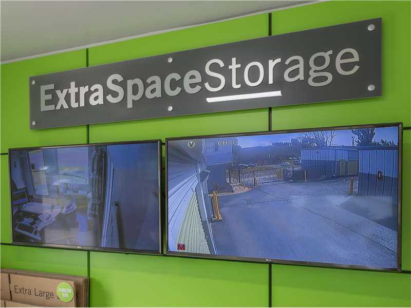 Missouri Kansas City Extra Space Storage photo 3