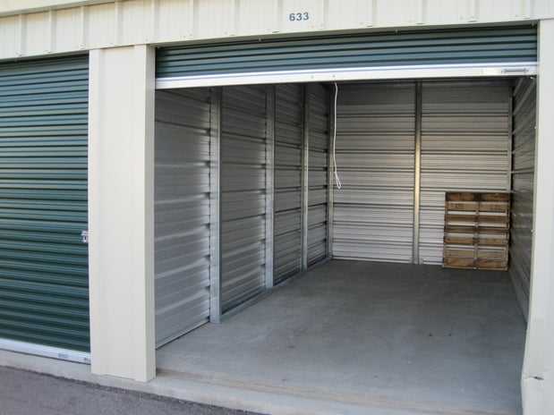 North Dakota Fargo Five Star Storage photo 3