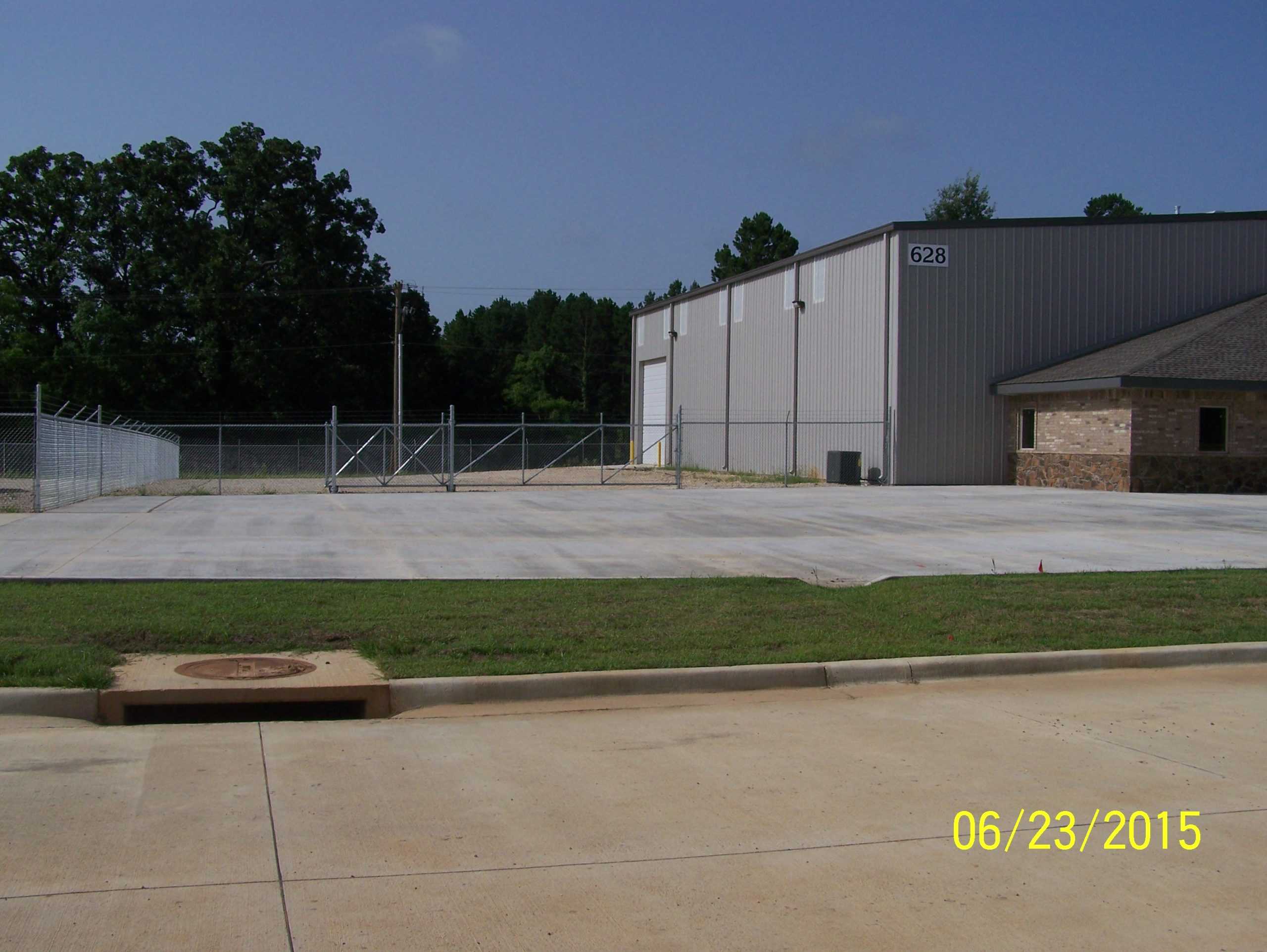 Texas Longview C& N Lewis Properties Storage photo 3