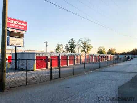 South Carolina Greenville CubeSmart Self Storage photo 3